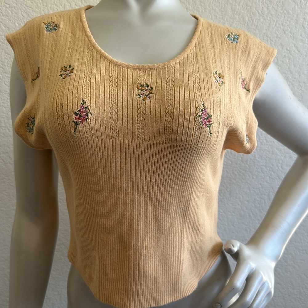 Intimately by Free People Lotta Love Crop - Picture 2 of 10